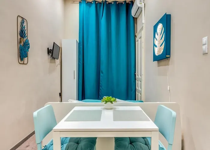 Cosy Corner - Erzsebet Blvd * Budapesta