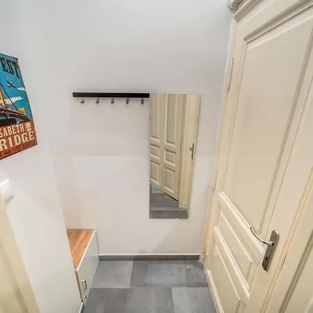 Διαμέρισμα Cosy Corner - Erzsebet Blvd Βουδαπέστη